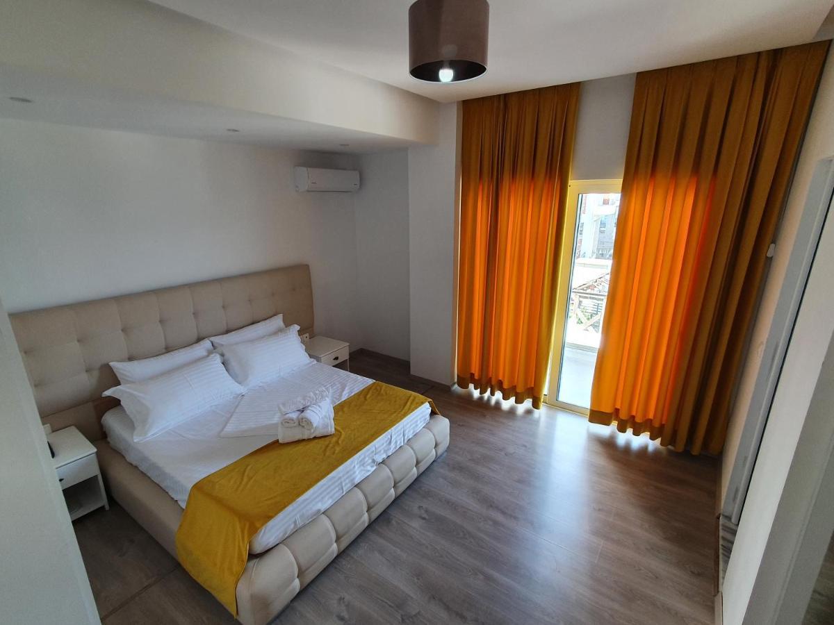 Hotel Aloha Sarandë Exteriér fotografie